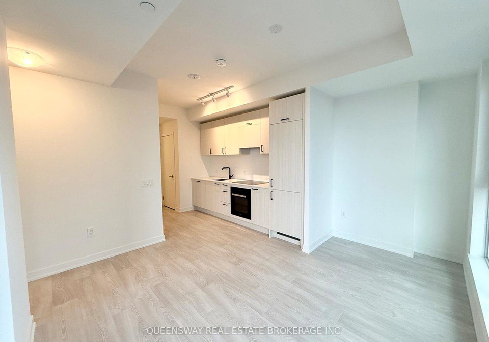 1-quarrington-lane-w-north-york-ontario-c12693786