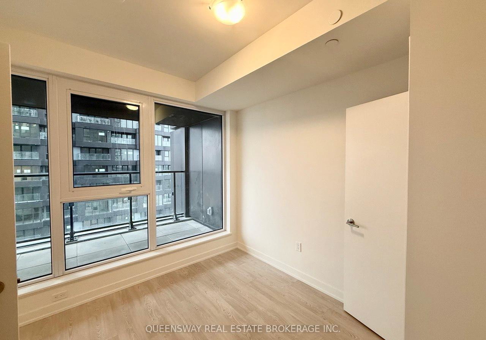 1-quarrington-lane-w-north-york-ontario-c12693786