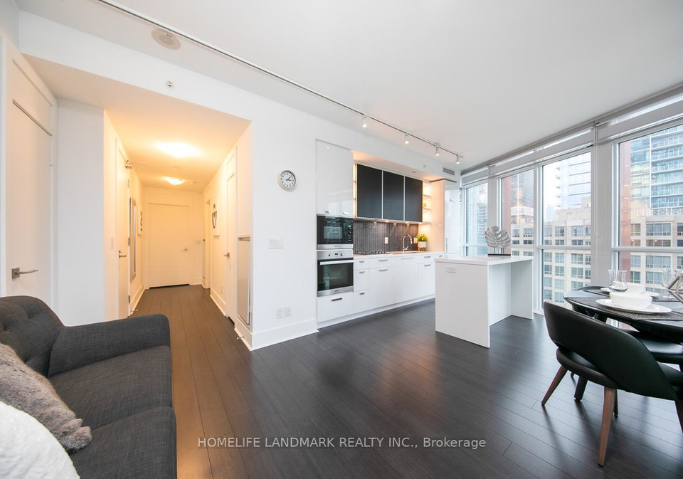 32-davenport-road-toronto-ontario-c12693906