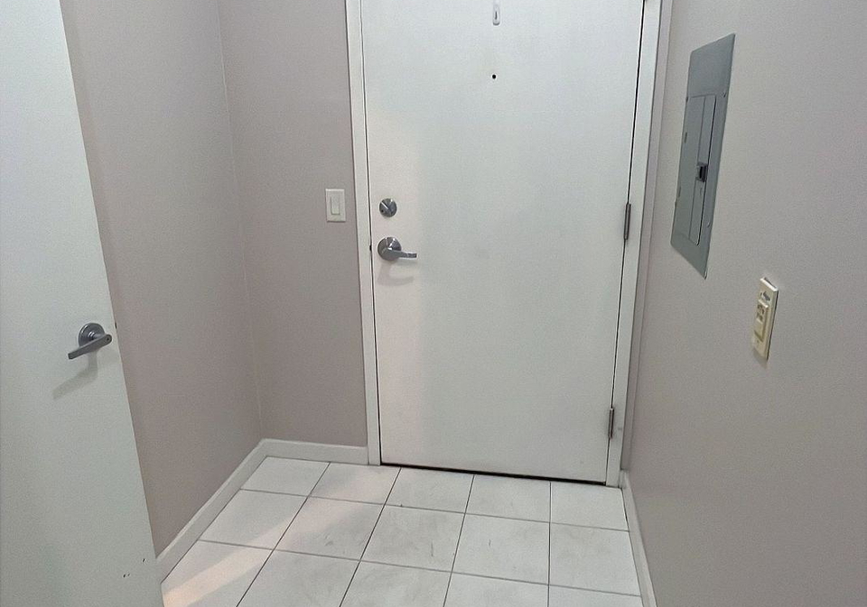 8-york-street-toronto-ontario-c12693968