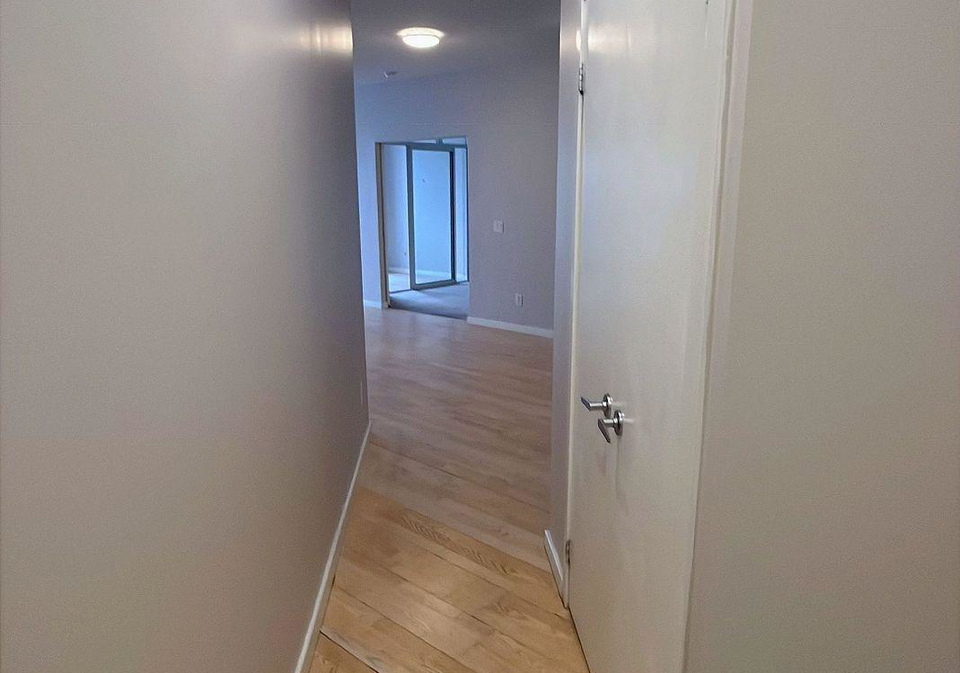 8-york-street-toronto-ontario-c12693968