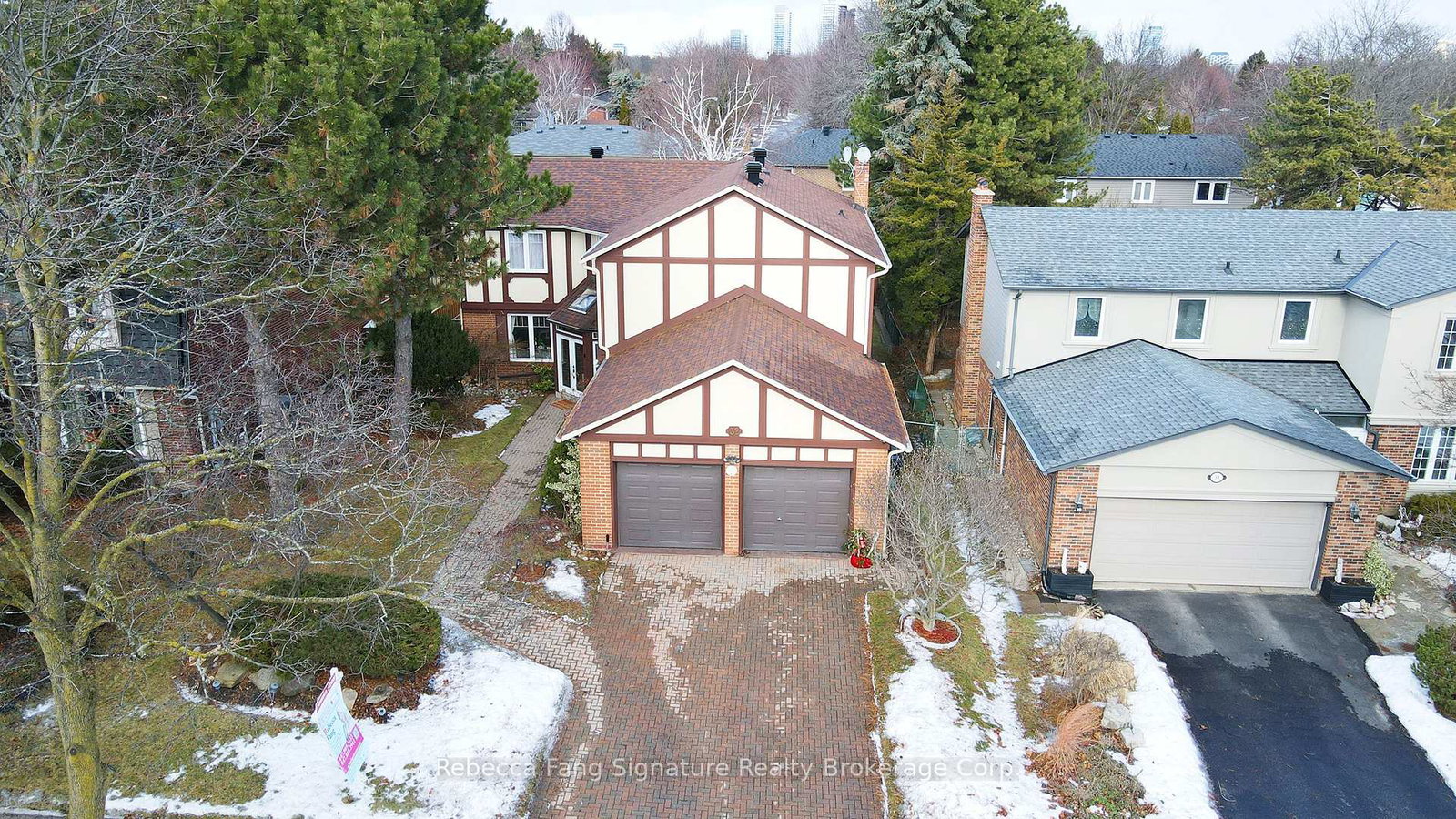 32-mossgrove-trail-north-york-ontario-c12694020