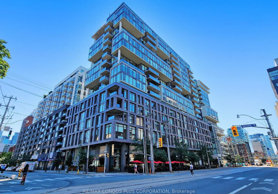 111-bathurst-street-toronto-ontario-c12694142