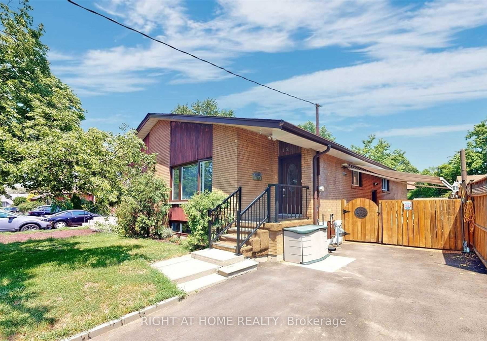 125-fortrose-crescent-north-york-ontario-c12694396