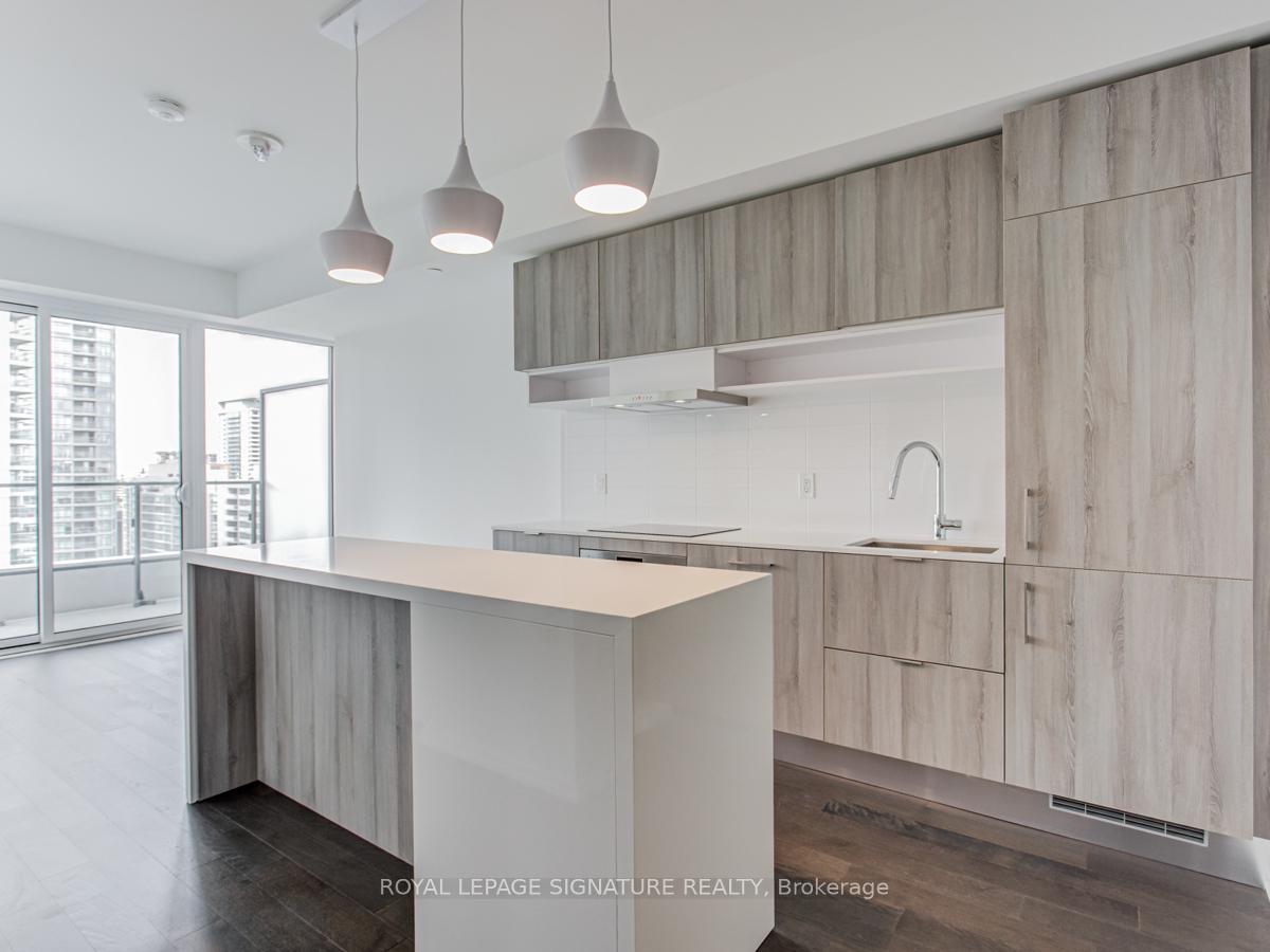 5-soudan-avenue-toronto-ontario-c12694420