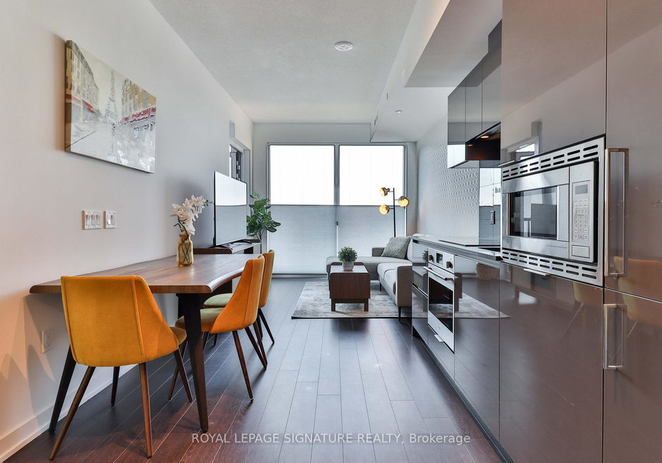 121-st-patrick-street-toronto-ontario-c12694536