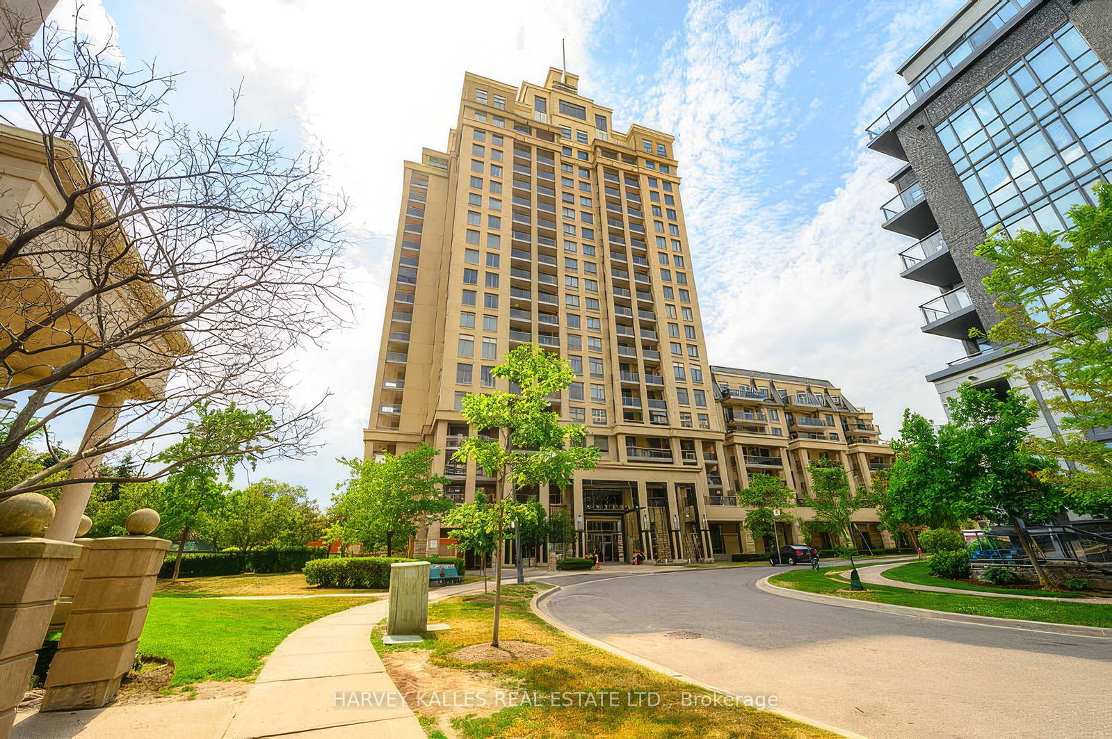 18-kenaston-gardens-north-york-ontario-c12694644