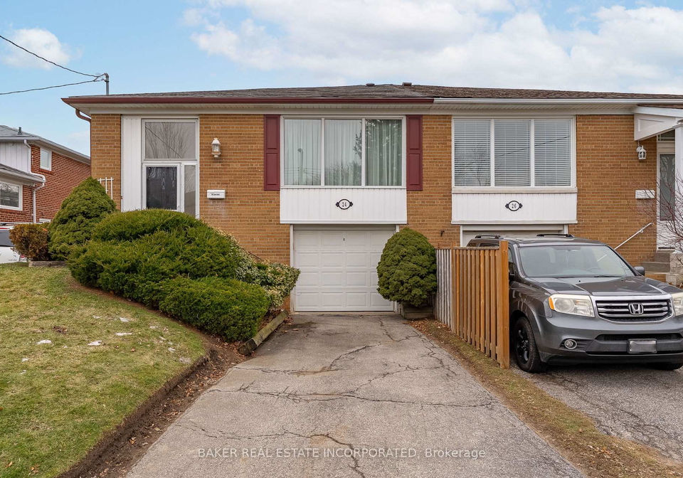 24-pinebrook-avenue-north-york-ontario-c12694710