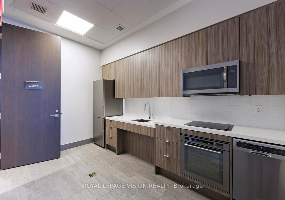 10-york-street-toronto-ontario-c12694918