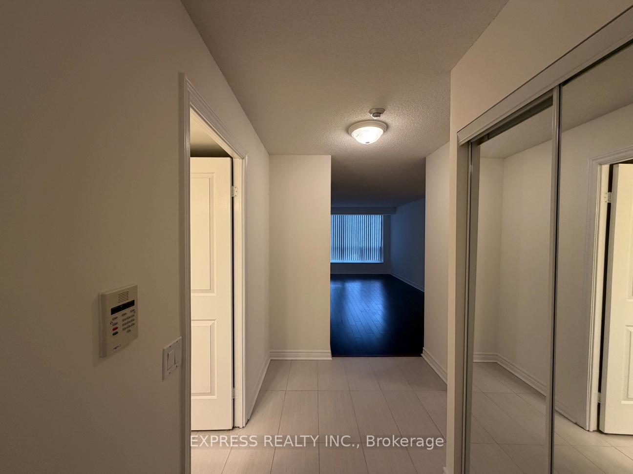 152-st-patrick-street-toronto-ontario-c12695196