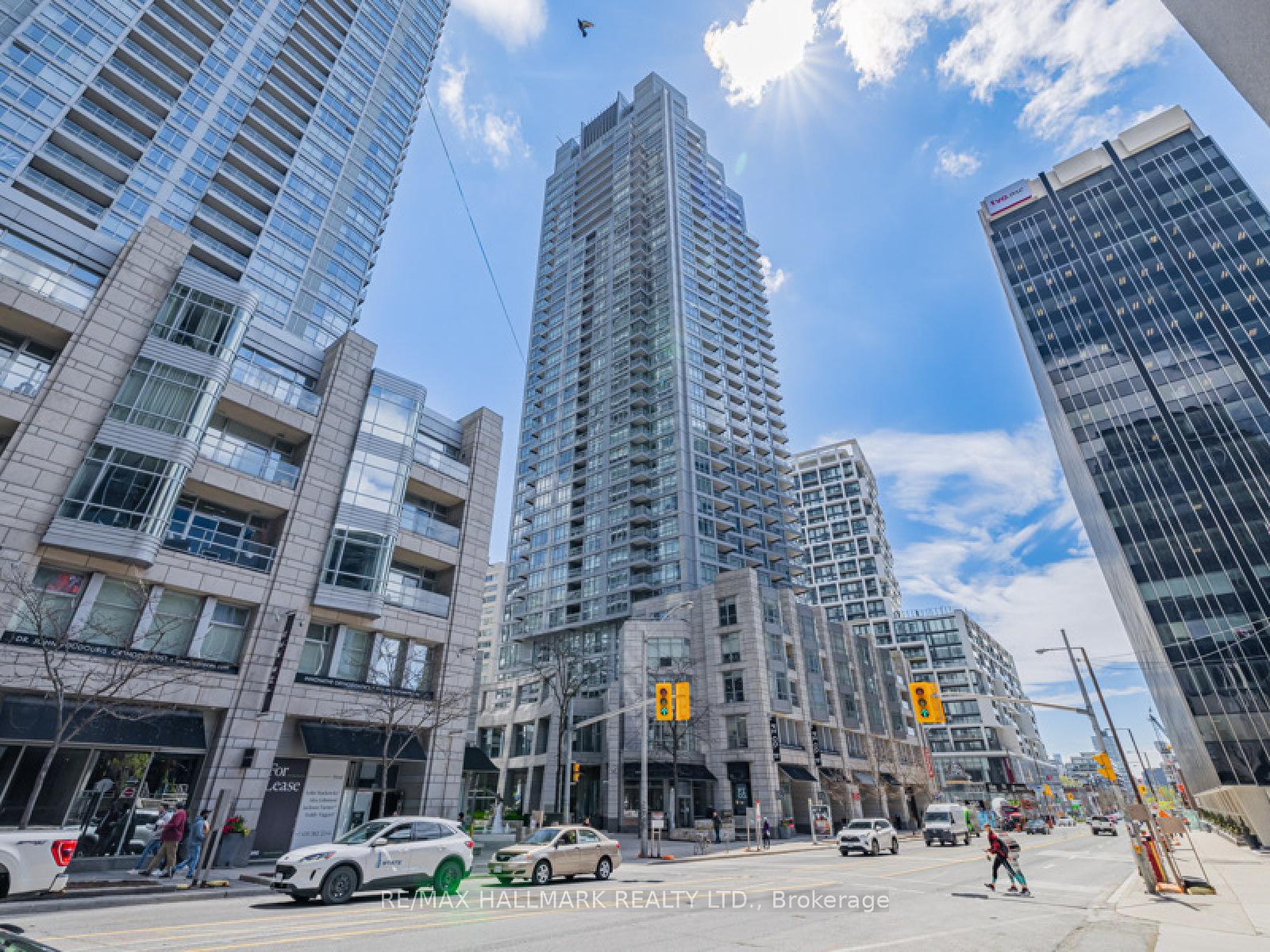 2181-yonge-street-toronto-ontario-c12695668