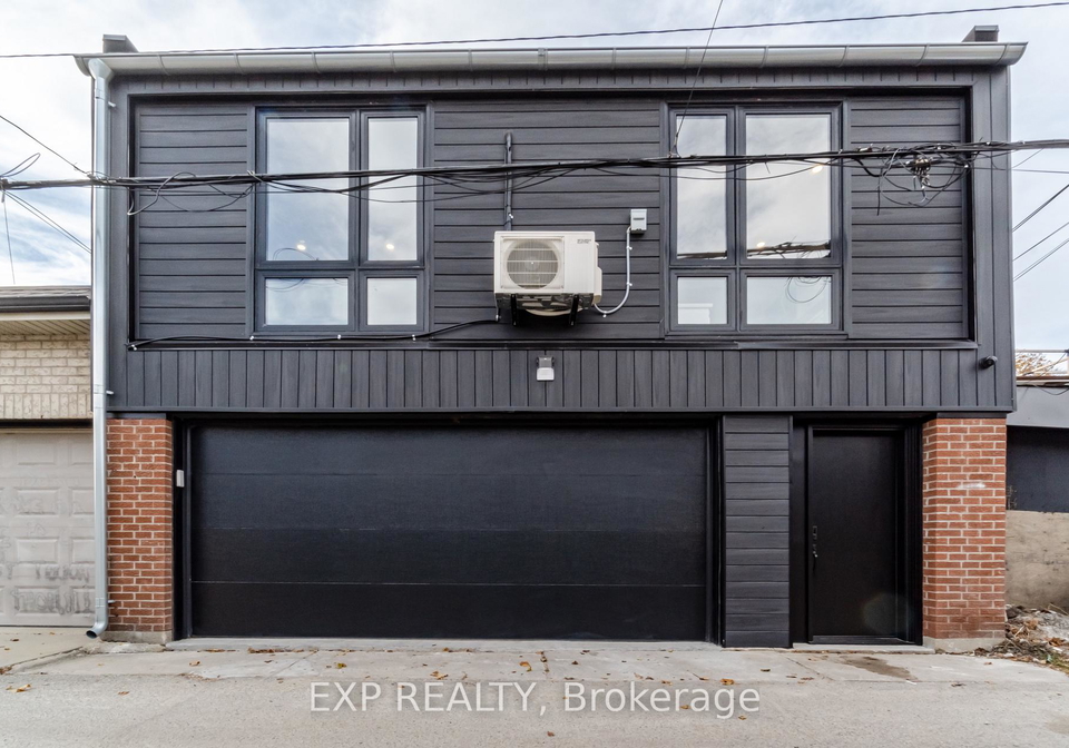 581-crawford-street-toronto-ontario-c12695940