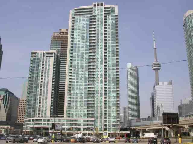 16-yonge-street-toronto-ontario-c12696182