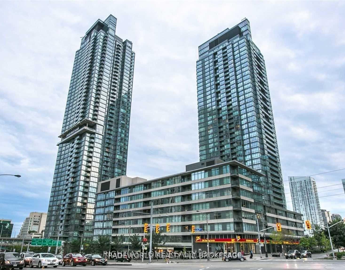 15-fort-york-boulevard-toronto-ontario-c12696618