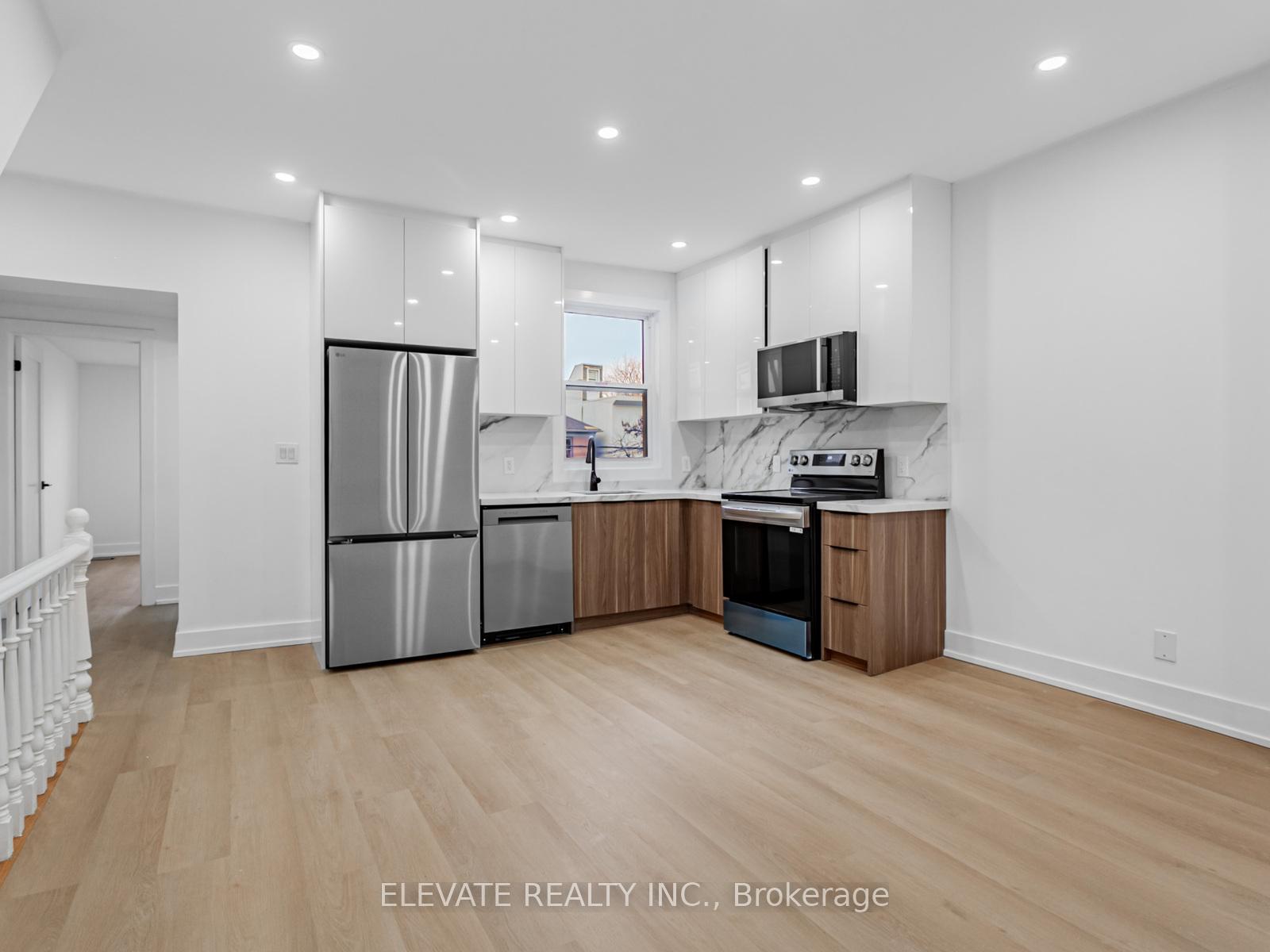 135-bellwoods-avenue-toronto-ontario-c12696740