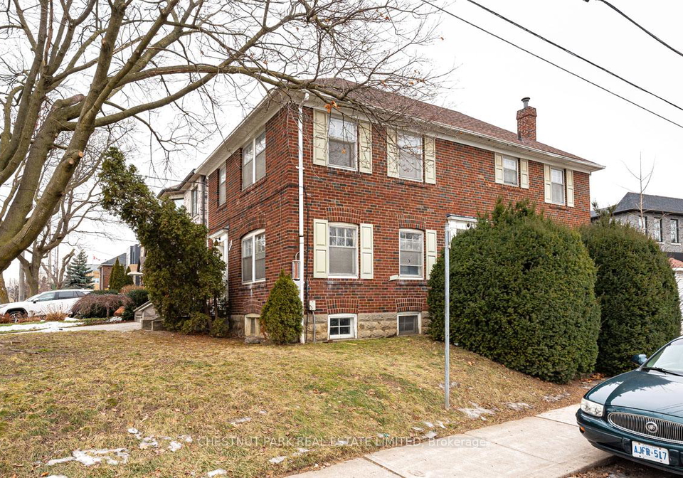 808-millwood-road-east-york-ontario-c12697366