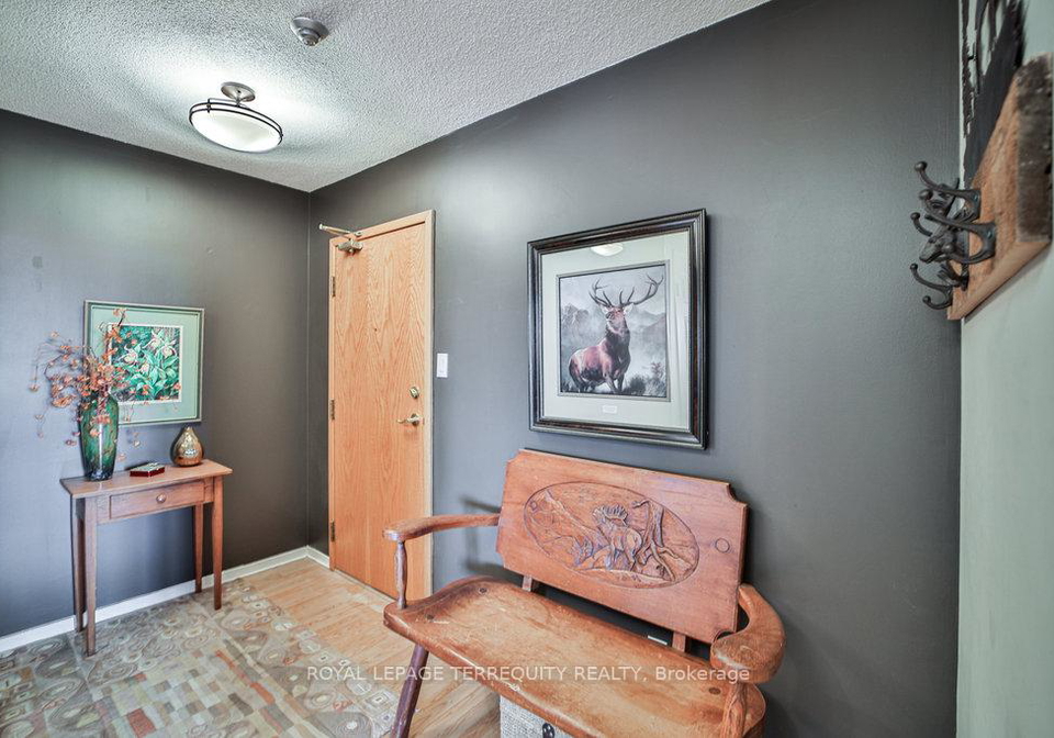 195-wynford-drive-east-york-ontario-c12697670