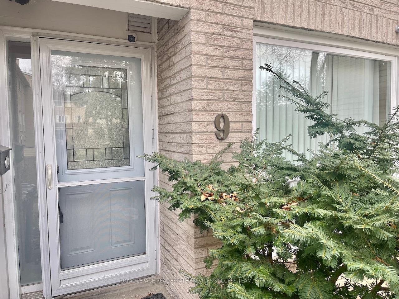 91-rameau-drive-north-york-ontario-c12697788