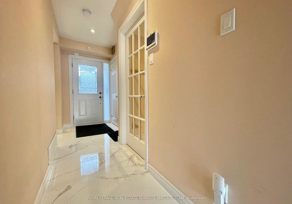 91-rameau-drive-north-york-ontario-c12697788