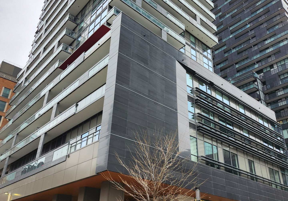 39-roehampton-avenue-toronto-ontario-c12697802