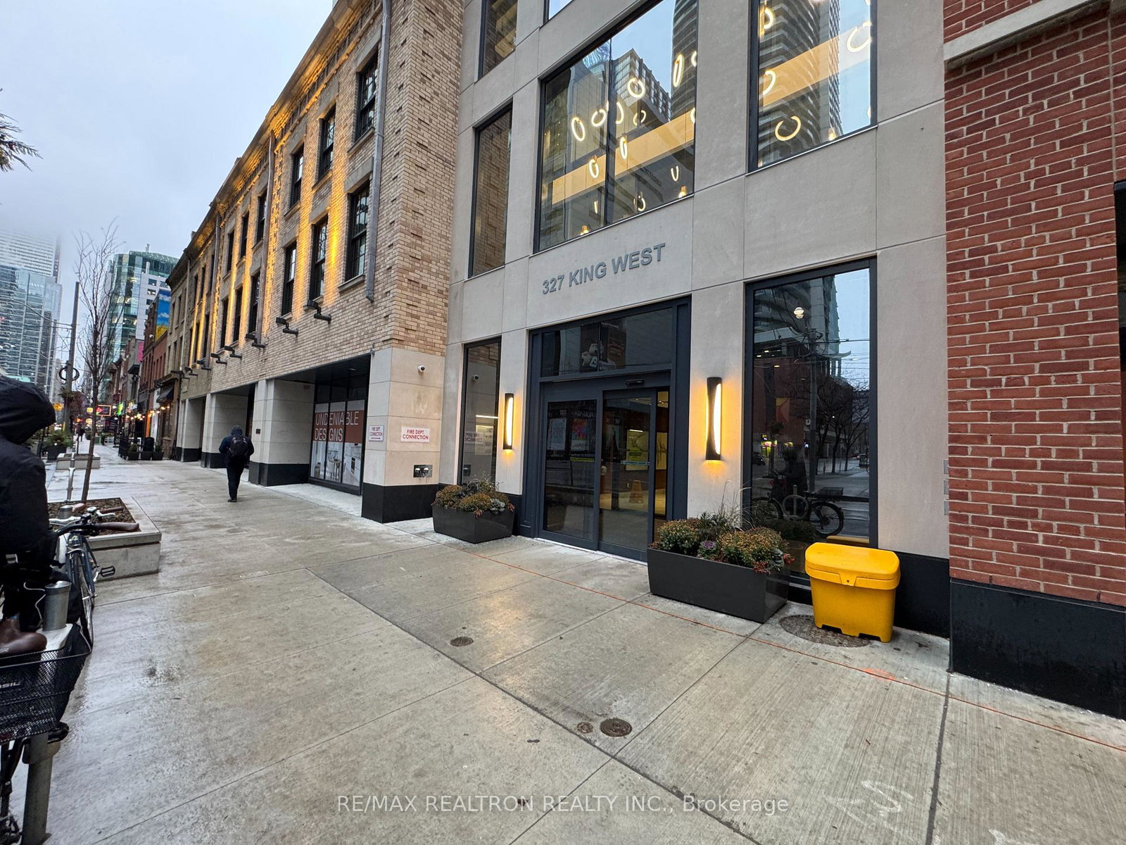 327-king-street-w-toronto-ontario-c12697842