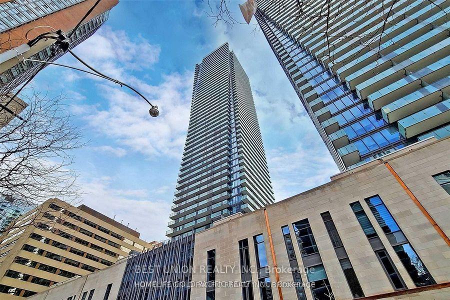 1080-bay-street-toronto-ontario-c12697886
