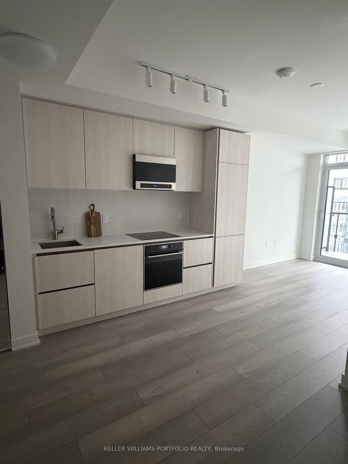 110-broadway-avenue-toronto-ontario-c12697946
