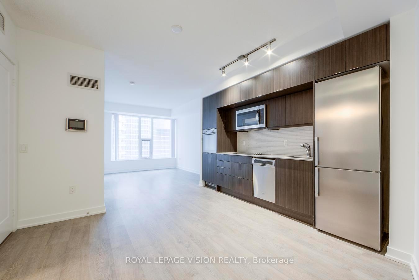 10-york-street-toronto-ontario-c12698114
