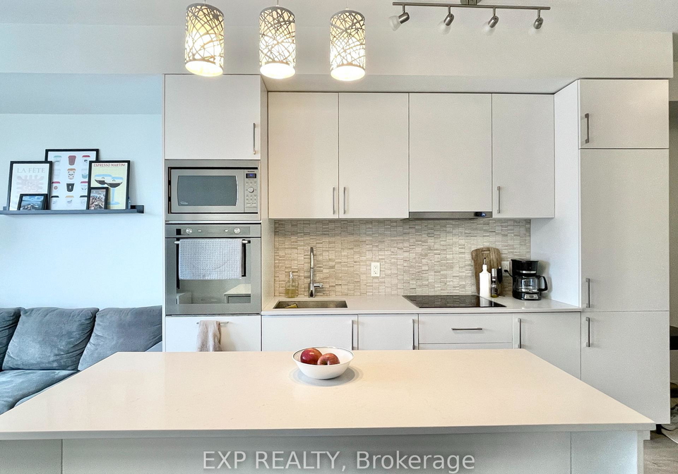 576-front-street-w-toronto-ontario-c12698228
