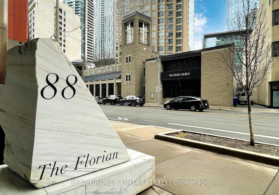 88-davenport-road-toronto-ontario-c12698330
