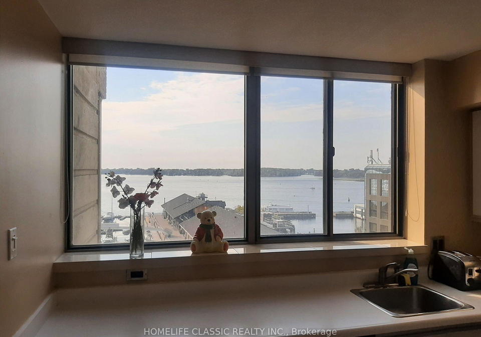 250-queens-quay-w-toronto-ontario-c12698414