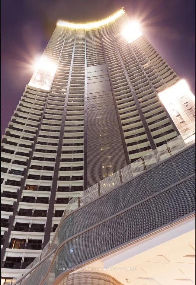 4392-b-valdez-toronto-ontario-c12698642