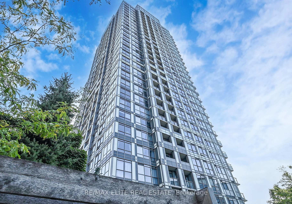 18-graydont-hall-drive-north-york-ontario-c12698674