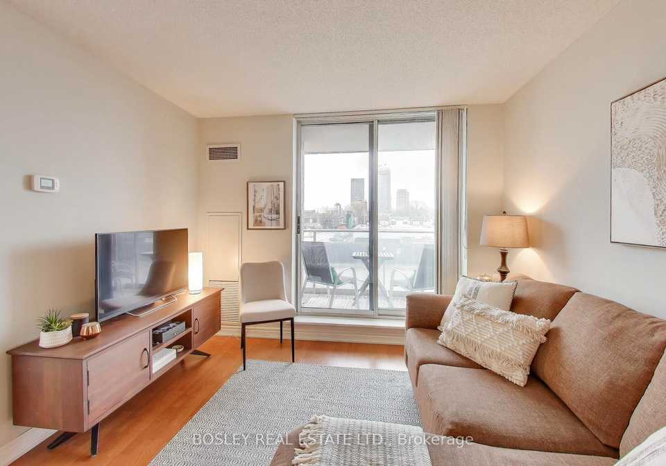 1369-bloor-street-w-toronto-ontario-c12699098