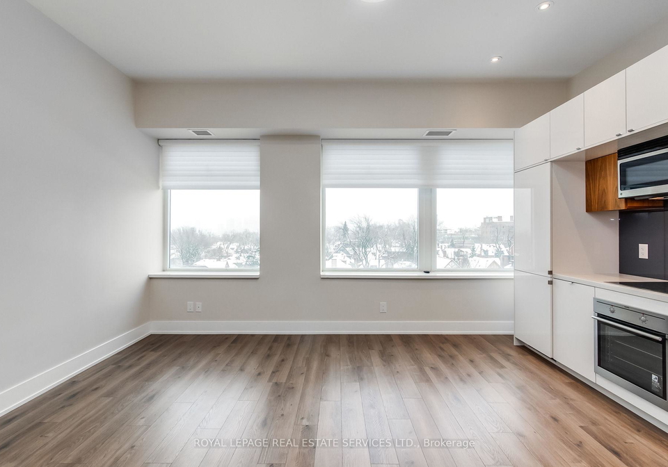 111-st-clair-avenue-w-toronto-ontario-c12699156