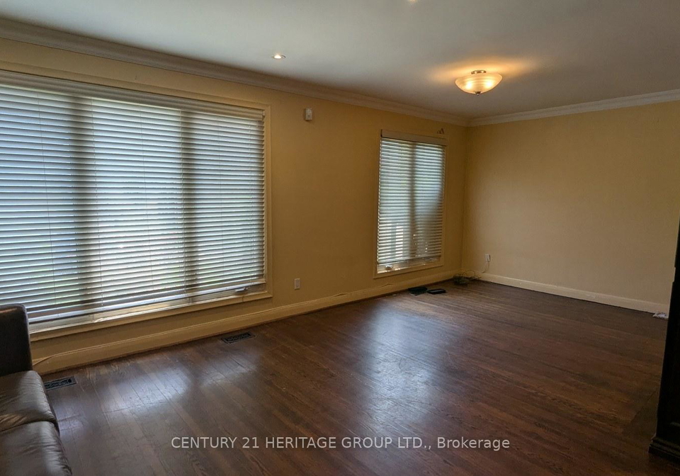 138-waterloo-avenue-toronto-ontario-c12699468