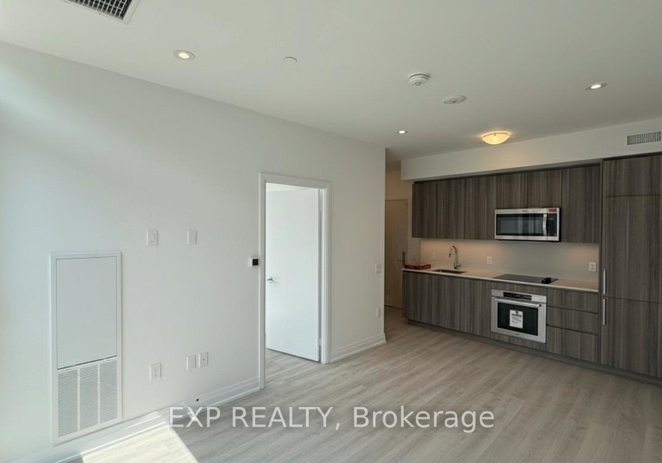 15-richardson-street-toronto-ontario-c12700006