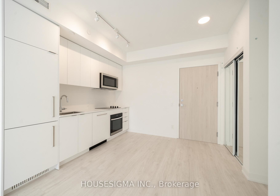181-sheppard-avenue-e-north-york-ontario-c12700036