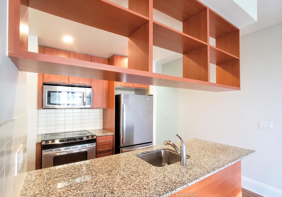 100-harrison-garden-boulevard-north-york-ontario-c12700568