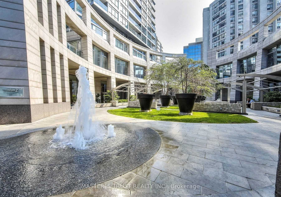 2191-yonge-street-toronto-ontario-c12700622