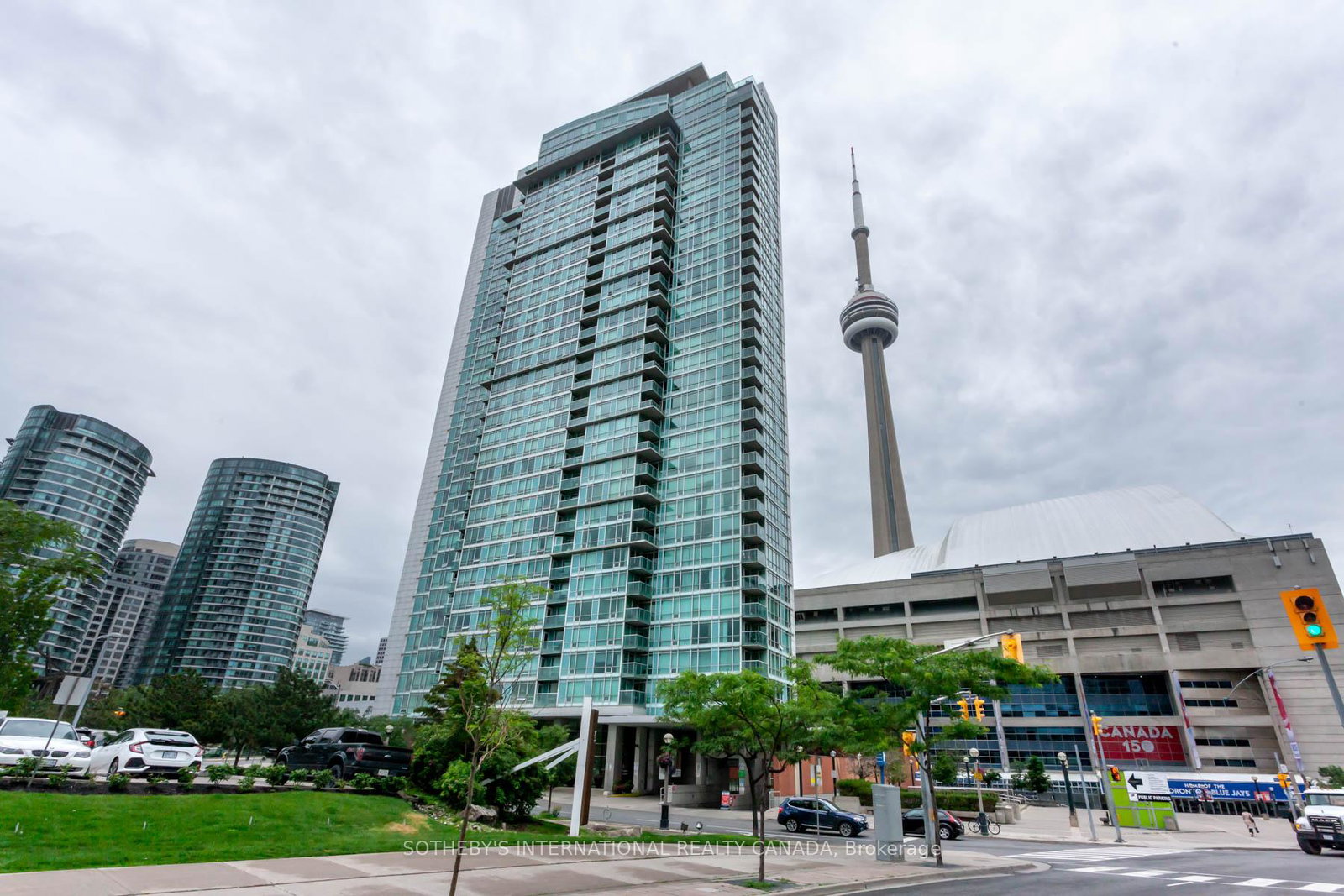 81-navy-wharf-court-toronto-ontario-c12700866