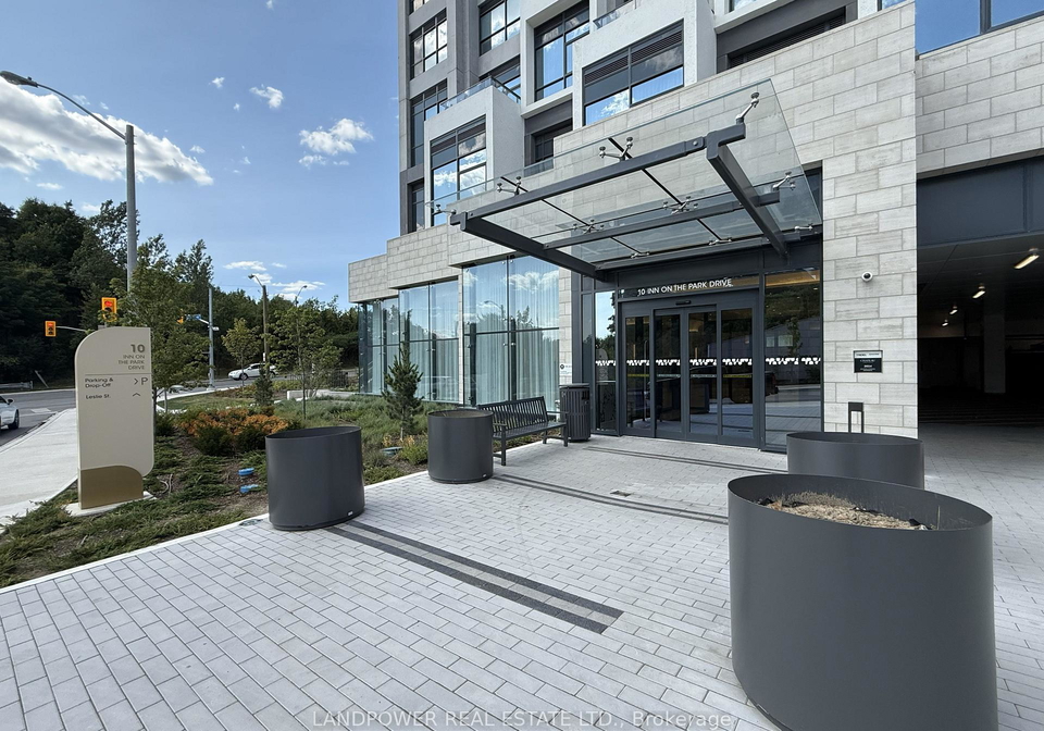 10-inn-on-the-park-drive-north-york-ontario-c12701302