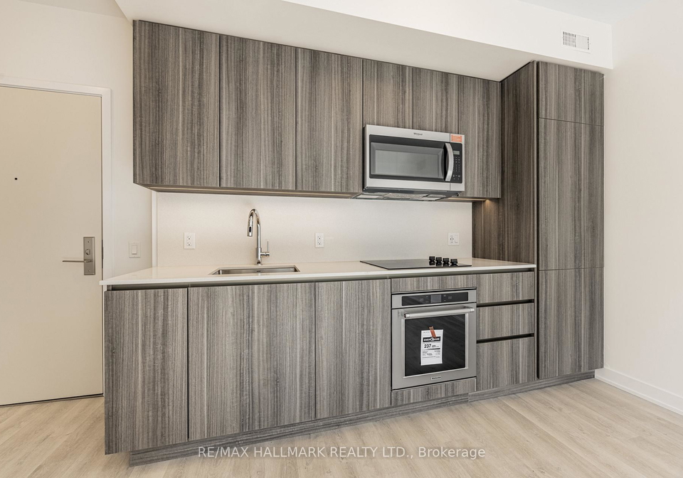 15-richardson-street-toronto-ontario-c12701446