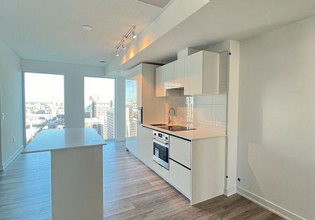 238-simcoe-street-toronto-ontario-c12701742