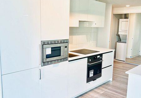 238-simcoe-street-toronto-ontario-c12701742