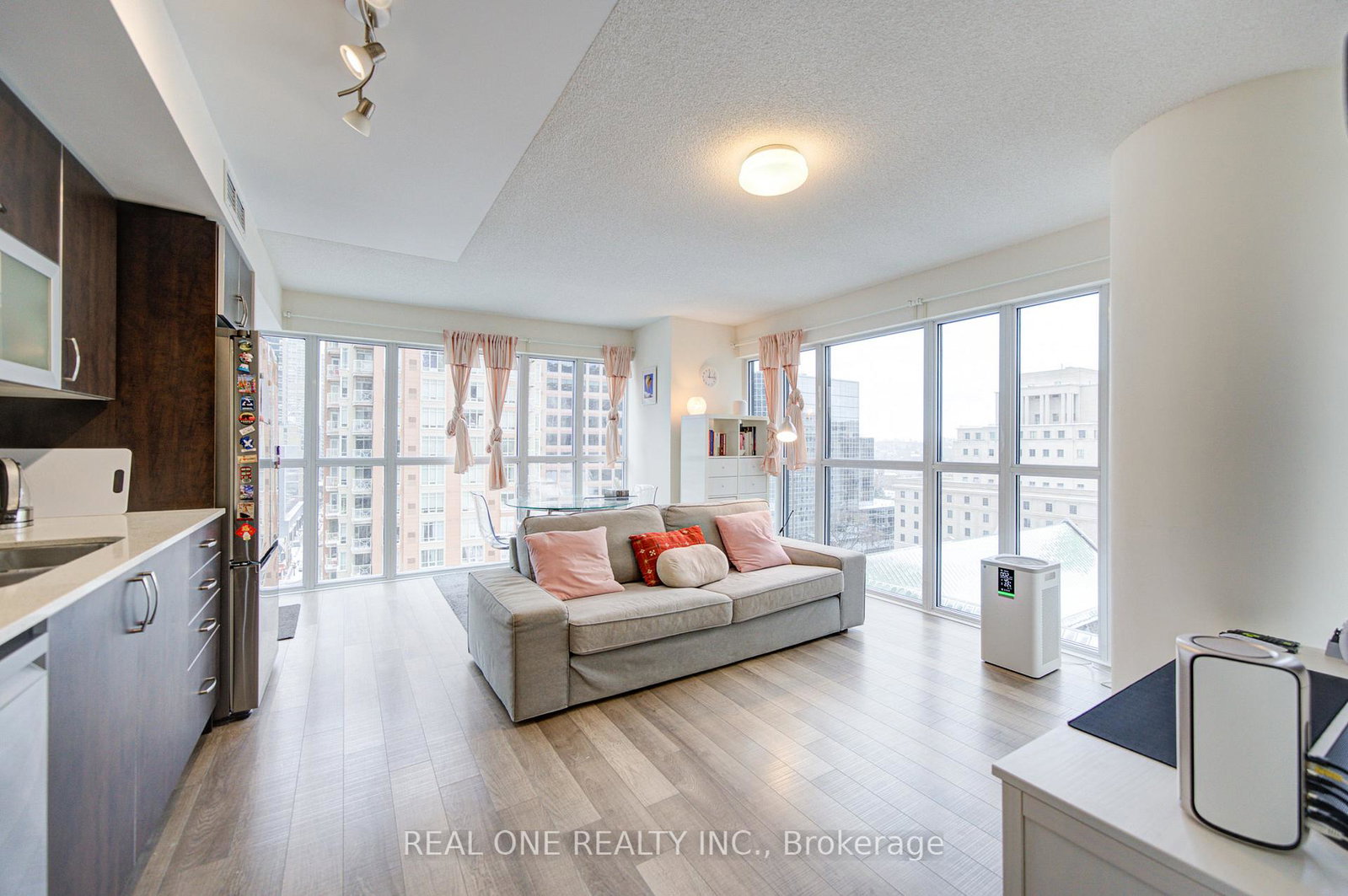 28-ted-rogers-way-toronto-ontario-c12701764