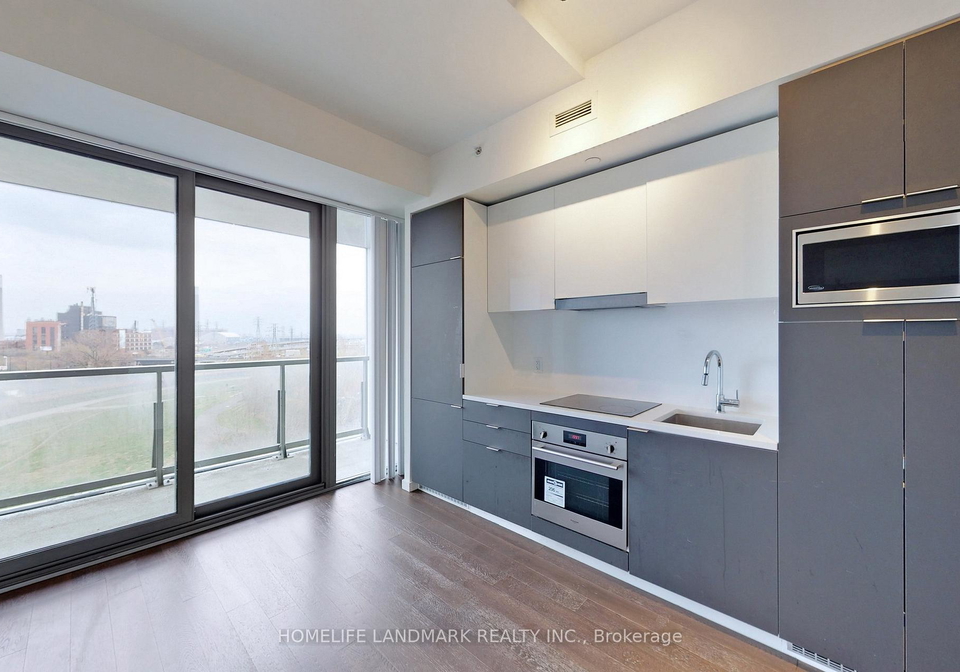 170-bayview-avenue-toronto-ontario-c12703488