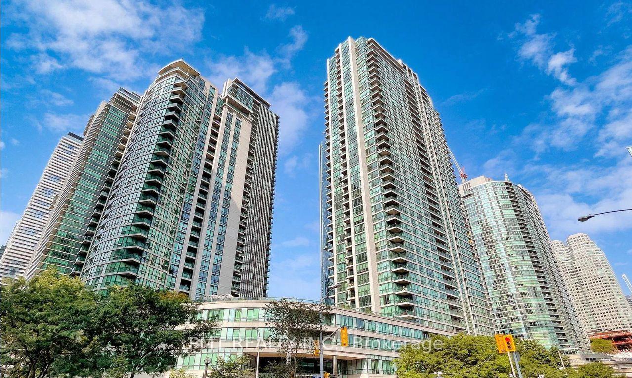 16-yonge-street-toronto-ontario-c12703574