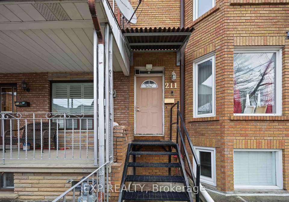 211-dovercourt-road-toronto-ontario-c12703576