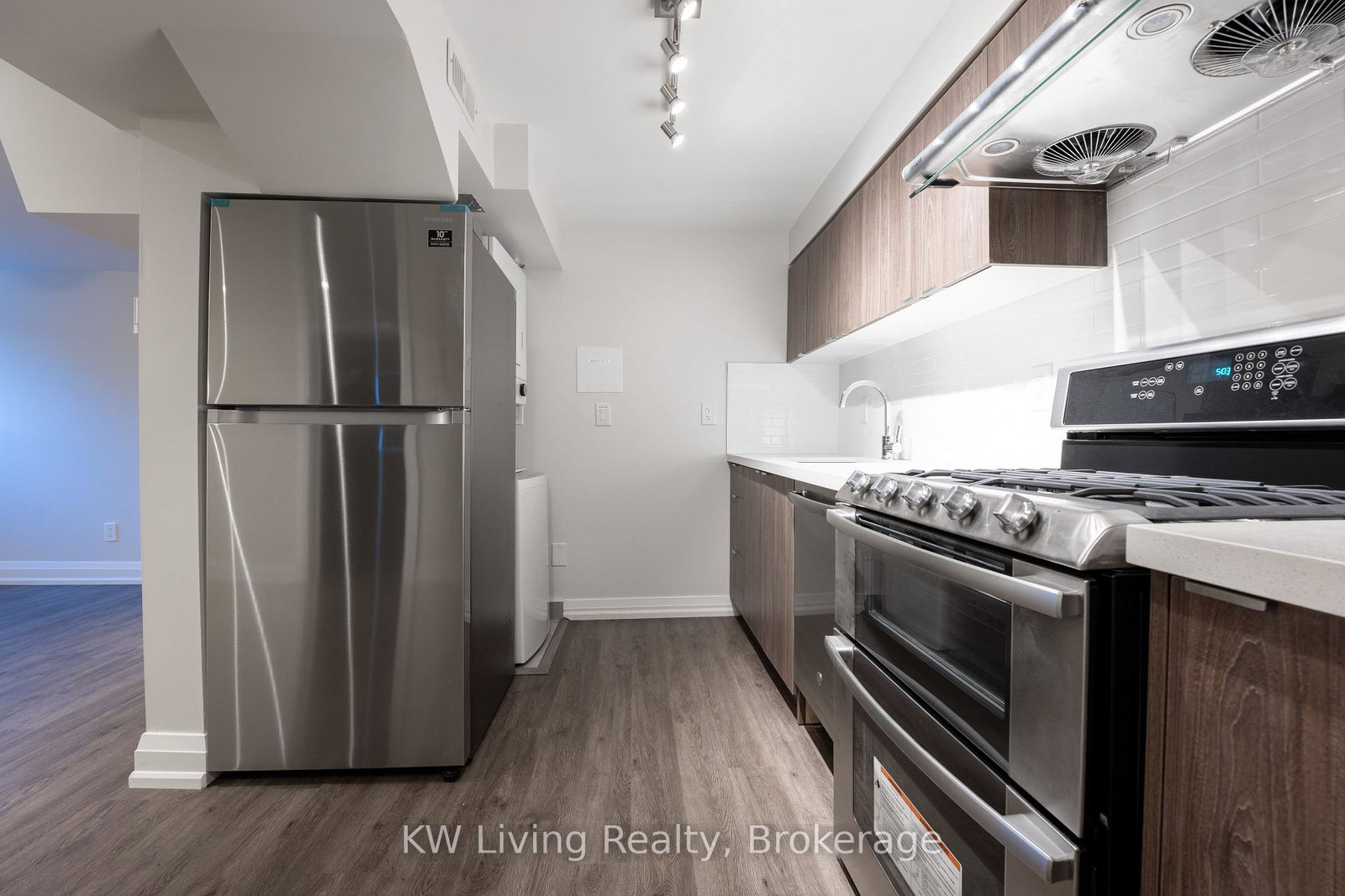 64-overton-crescent-north-york-ontario-c12703712